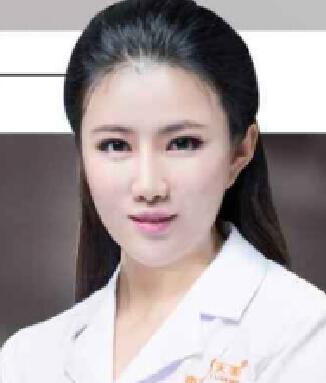 徐榮