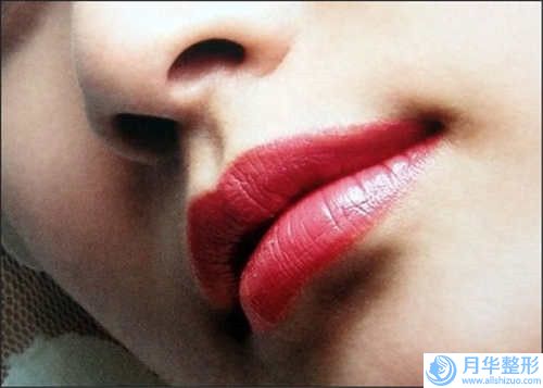 泰安豐下巴假體術(shù)價(jià)格具體要多少「泰安豐下巴假體費(fèi)用是多少錢」
