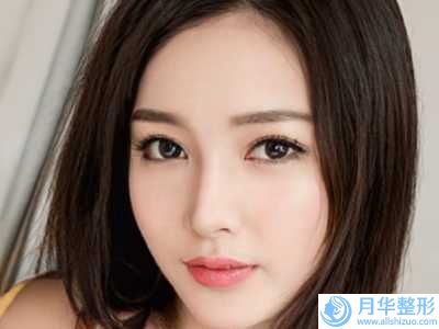 伍振飛整形醫(yī)生-?？谑腥嗣襻t(yī)院皮膚科伍振飛醫(yī)師技術(shù)出挑