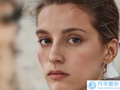 昆明王巍口腔診所耳朵天生缺一個角手術(shù)是否存在安全隱患