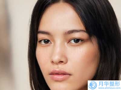 重慶柏漫醫(yī)療美容診所做個(gè)假耳朵的費(fèi)用是多少和哪些因素有關(guān)呢