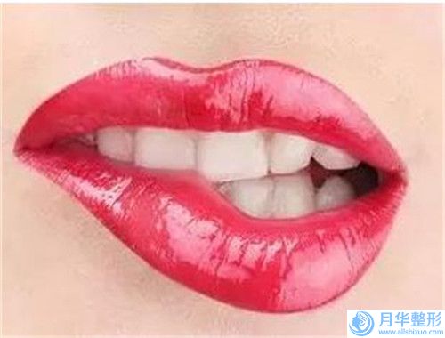 妙曼醫(yī)療美容診所整形價(jià)位表2024大全-硅膠假體墊下巴案例