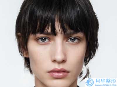 原悅美醫(yī)療美容門診部一個(gè)外耳再造手術(shù)一般價(jià)格要多少