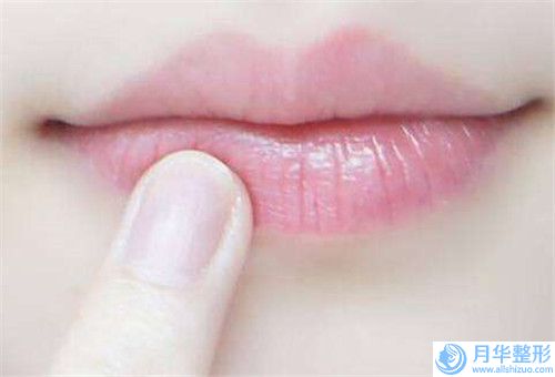 孝感下巴打溶脂手術(shù)真的危險(xiǎn)嗎