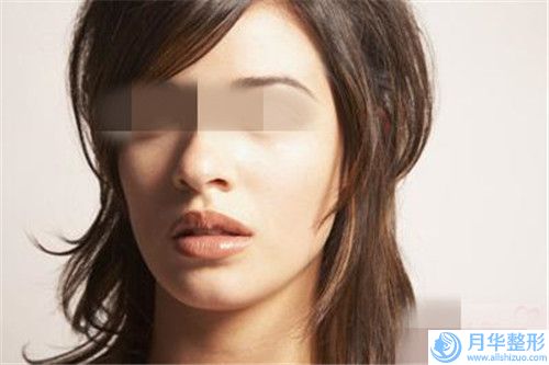 初學紋秀眉毛術后更易出現(xiàn)哪些后遺癥