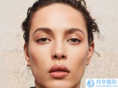 濟(jì)寧直埋法耳再造手術(shù)費(fèi)用是少錢呢