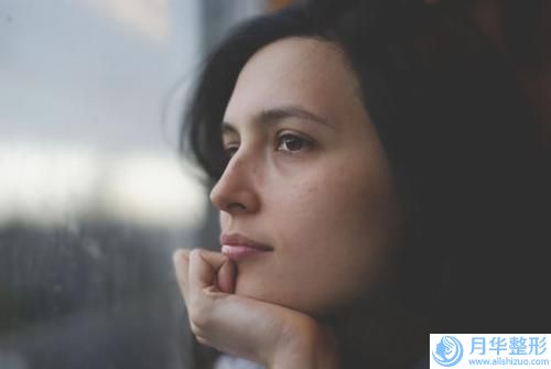 鄂爾多斯去除抬頭紋整形美容適應(yīng)的人群