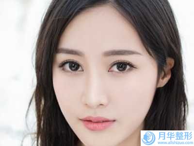 眼袋下垂消除術(shù)適合什么人群，有風險嗎