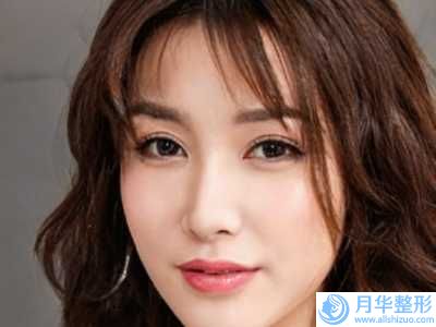 眼部整形修復(fù)術(shù)后需如何護(hù)理「眼部整形修復(fù)術(shù)拆線后如何護(hù)理」