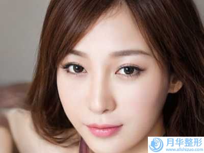 孝感仁愛(ài)醫(yī)院皮膚美容科48歲緊致肌膚該選擇哪個(gè)醫(yī)生好