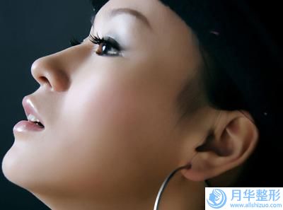 大連卓悅美慧醫(yī)療美容診所醫(yī)生團(tuán)隊＋24歲你大爺陷整形案例分享