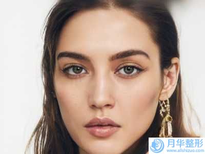 大連藝星.整形美容醫(yī)院價格表強勢出爐-外耳廓修復(fù)手術(shù)案例