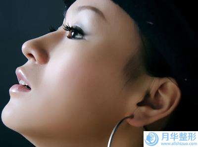 天津市假體隆胸取出假體手術(shù)醫(yī)生哪個更好一些(林范醫(yī)生當(dāng)?shù)乜诒?