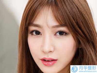 許黎醫(yī)生-烏魯木齊市許黎整形專(zhuān)家頗負(fù)盛名